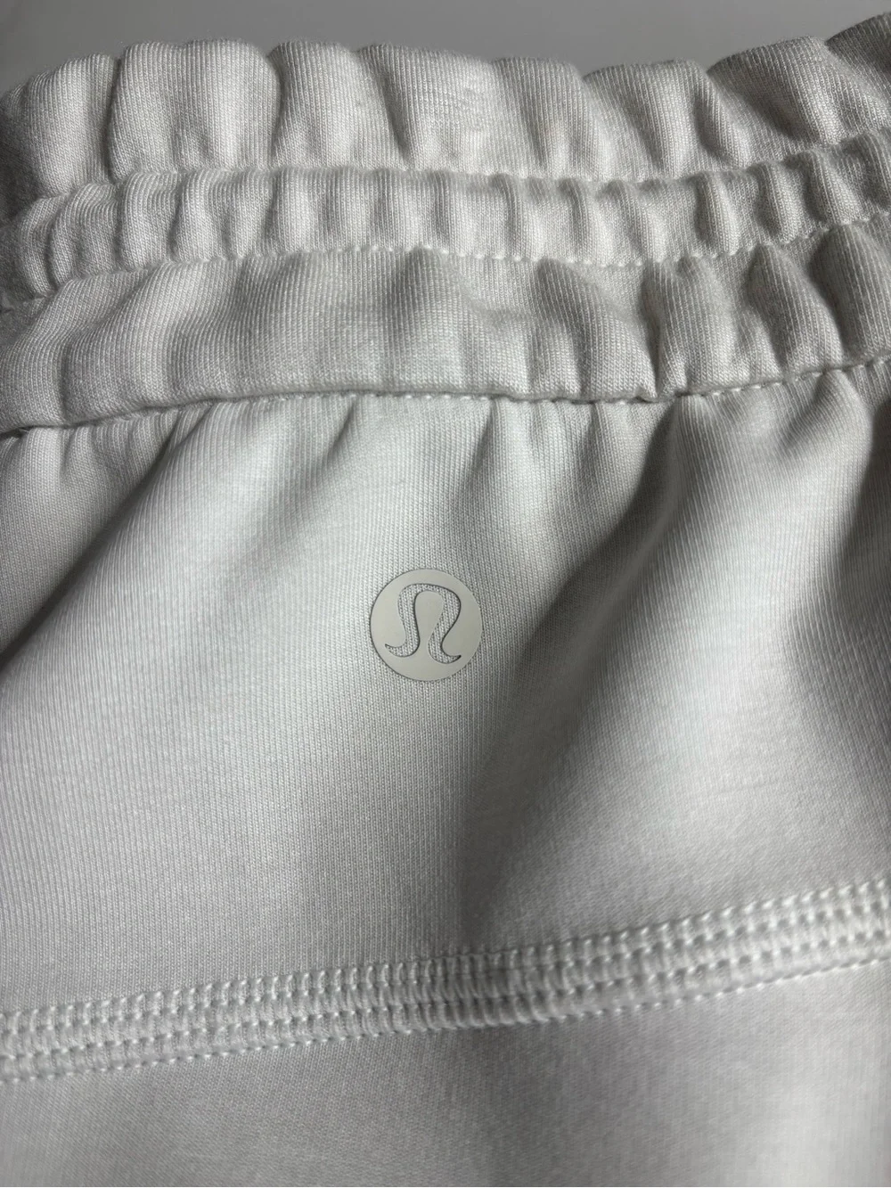 Lululemon Softstreme High-Rise Pant Sz 12 Bone beige